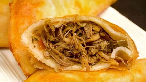 Empanada Mechada